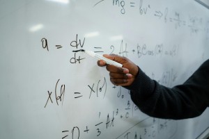 Whiteboard met formules