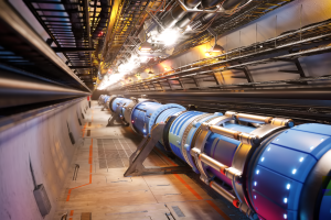Impressie van een blik in de tunnel van de Future Circular Collider, de beoogde volgende Europese deeltjesversneller.
Illustratie: PIXELRISE